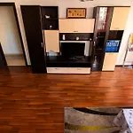 Beach Vibes Apartaments - Summerland Mamaia