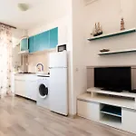 Beach Vibes Apartaments - Summerland Mamaia