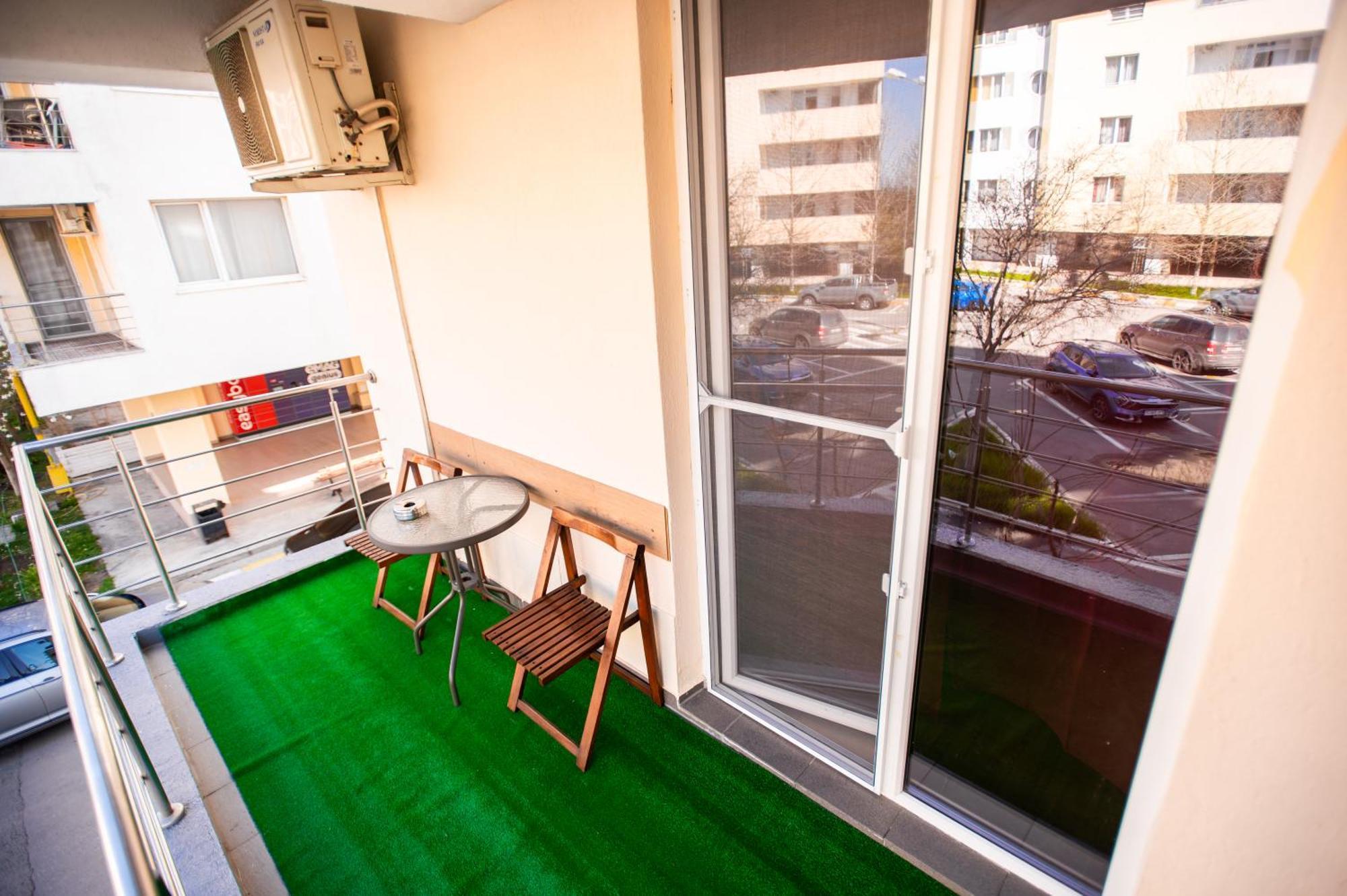 Vibes - Summerland Apartament